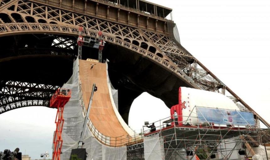 saut tour eiffel roller